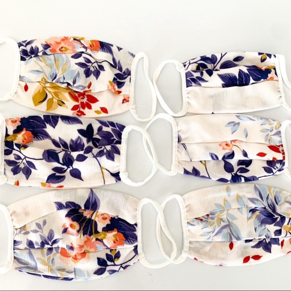 3 Face Mask/covering floral - Picture 2 of 2